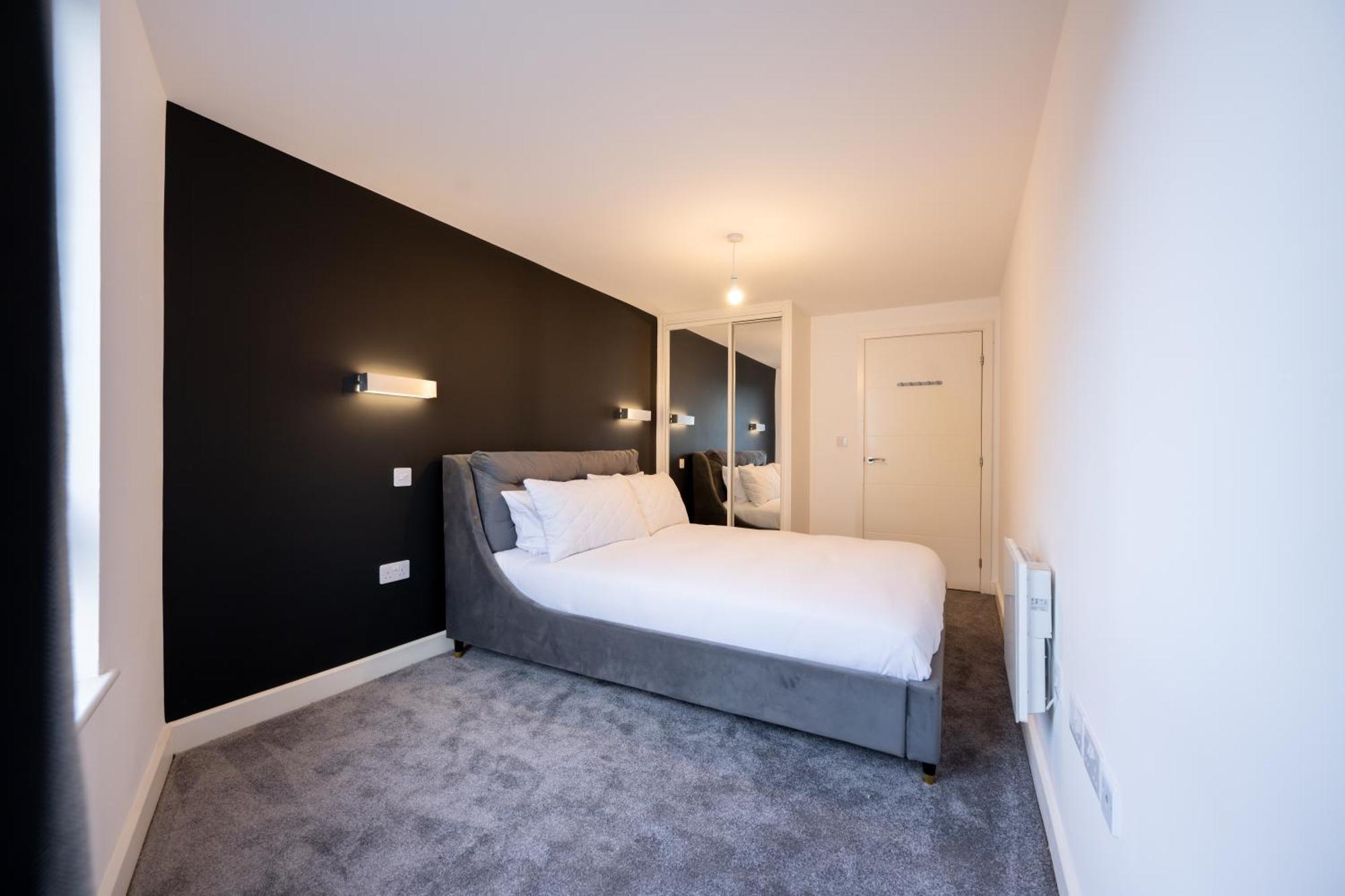 Luxury Apartment By Ocean Village Marina Southampton Esterno foto